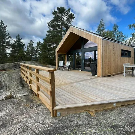 Views Over The Nidelva River And Hills In Semesterbostad *
